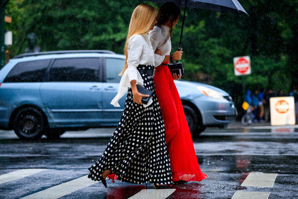 black bag, black skirt, checked, graphic skirt, leather bag, long skirt, plaid, polka dot, printed skirt, red skirt, umbrella, white shirt, street style, jonathan paciullo, FW, frenchystyle, fashion week, NYFW, NEW YORK, SPRING SUMMER 2019, SS 19, atmosphere details, horizontal, full length
