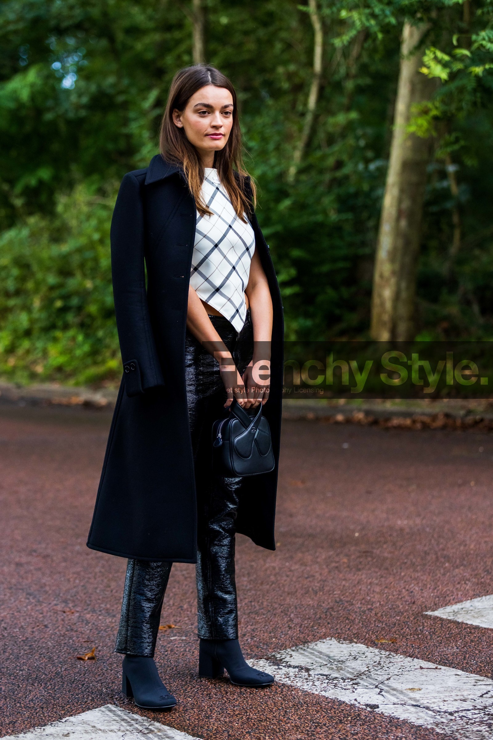 bag, black bag, black boots, black coat, black pants, checked top, coat, courreges bag, courreges look, Emma McKay, grey top, leather bag, leather pants, pants, printed top, top, white top, street style, jonathan paciullo, FW, frenchystyle, fashion week, PFW, PARIS, SPRING SUMMER 2022, SS 22, vertical, full length