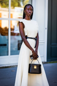 street style, jonathan paciullo, FW, frenchystyle, fashion week, PFW, PARIS, SPRING SUMMER 2022, SS 22, vertical, atmosphere details, model
