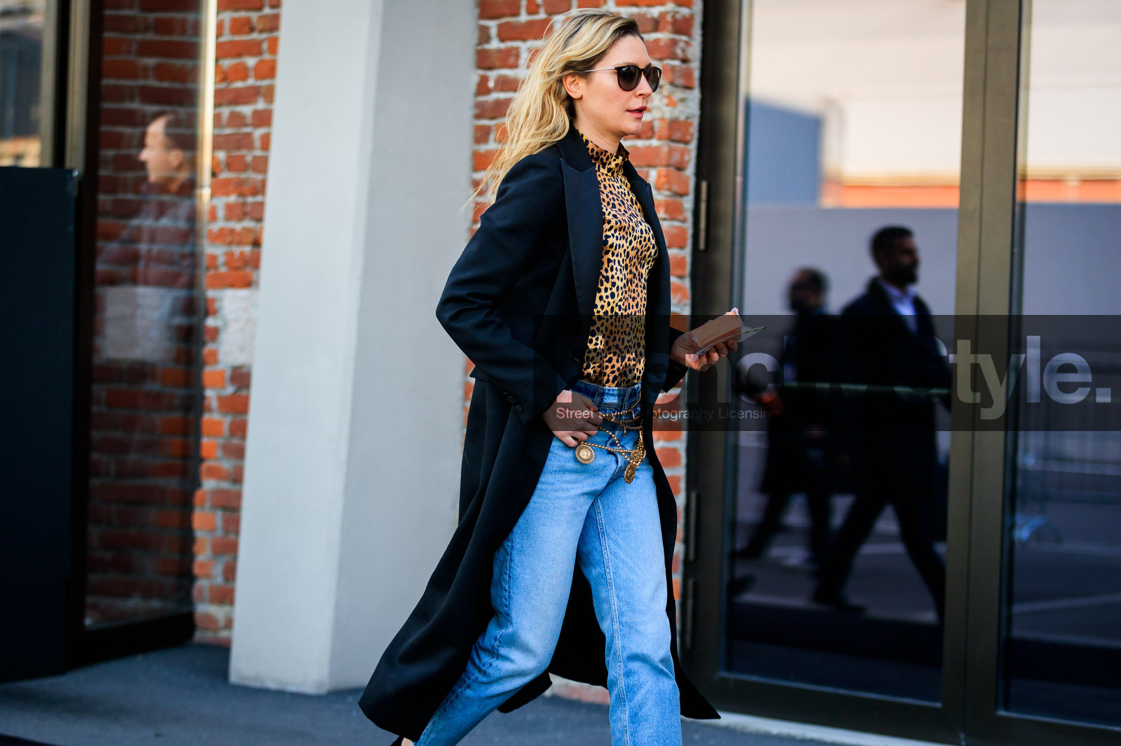 animal print, black coat, blue denim, denim pants, graphic shirt, jeans, leopard, printed shirt, sunglasses, trousers, fashion week, frenchystyle, FW, jonathan paciullo, street style, MFW, MILAN, AUTUMN WINTER 2018-2019, FALL WINTER 2018-2019, FW 18-19, horizontal, atmosphere details