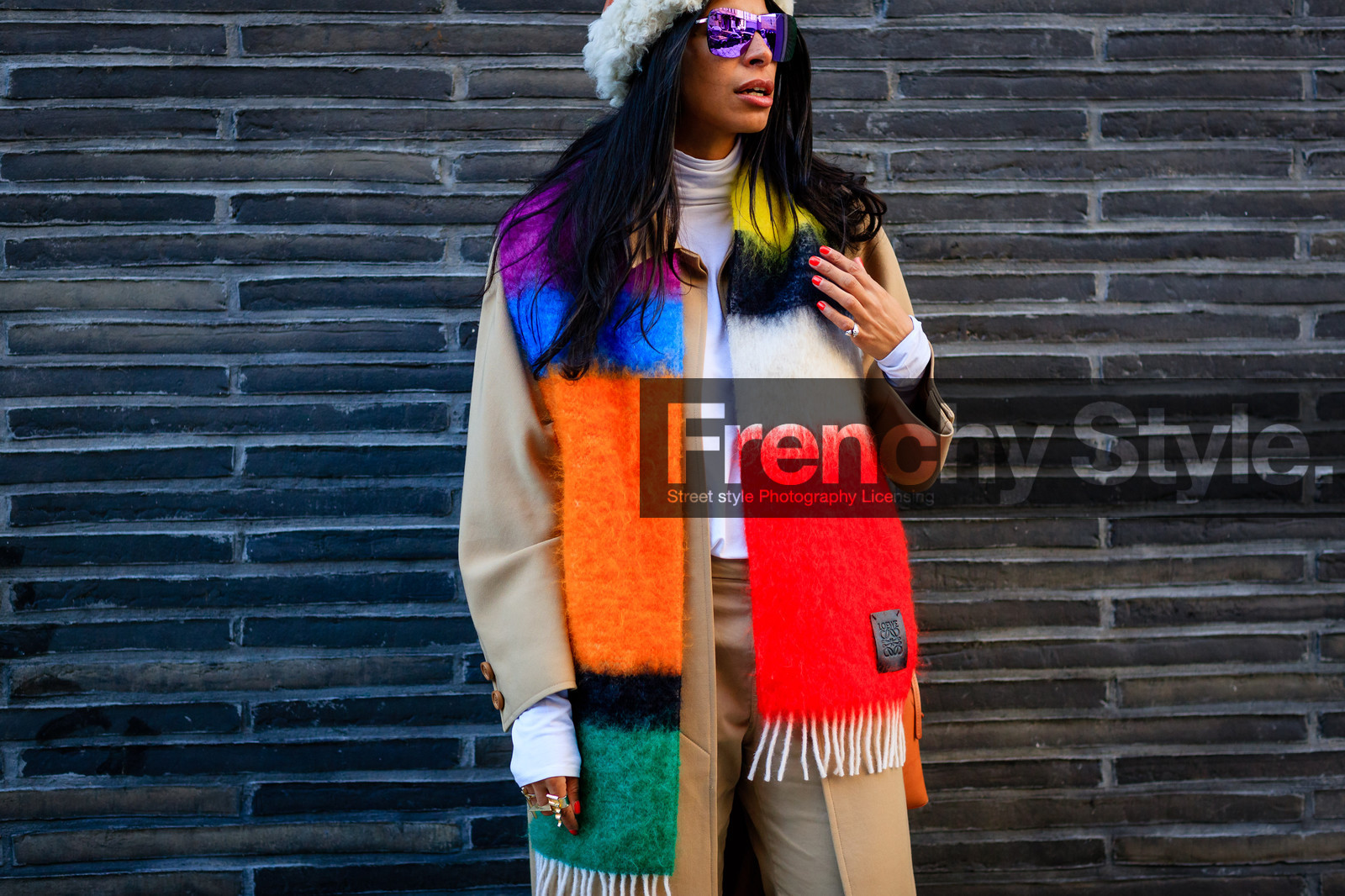 atmosphere details, AUTUMN WINTER 2017-2018, AW 17-18, beige coat, beige pants, detail, FALL WINTER 2017-2018, fashion week, frenchystyle, FW, FW 17-18, horizontal, jonathan paciullo, loewe, NEW YORK, NYFW, printed scarf, street style, sunglasses, trousers, turtleneck sweater, white beanie, white sweater