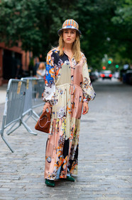 Annabel Rosendahl, brown bag, floral, flowers, fur bag, graphic dress, leather bag, multicolor dress, printed dress, printed hat, street style, jonathan paciullo, FW, frenchystyle, fashion week, NYFW, NEW YORK, SPRING SUMMER 2019, SS 19, vertical, full length