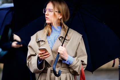 alexandra carl, atmosphere details, AUTUMN WINTER 2017-2018, AW 17-18, beige coat, detail, FALL WINTER 2017-2018, fashion week, frenchystyle, FW, FW 17-18, graphic shirt, horizontal, jonathan paciullo, PARIS, PFW, printed shirt, street style, striped shirt, trench coat