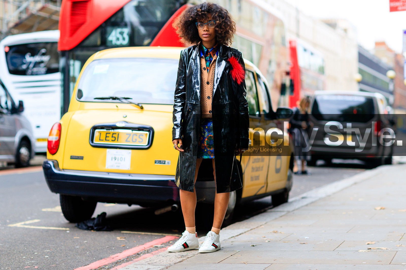 atmosphere details, beige cardigan, black coat, blue dress, fashion week, frenchystyle, full length, FW, gucci, horizontal, jan-michael quammie, jonathan paciullo, leather coat, leather shoes, leather sneakers, LFW, LONDON, printed dress, SPRING SUMMER 2017, SS 17, street style, varnished leather, white sneakers, woman