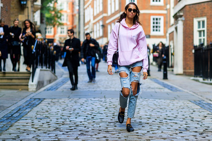 2.55 bag, atmosphere details, black bag, black loafers, black mules, black shoes, blue denim, chanel, denim pants, fashion week, frenchystyle, full length, FW, gucci, hoodie, horizontal, jeans, jonathan paciullo, leather bag, leather shoes, LFW, LONDON, model, pink sweater, printed sweater, ripped pants, SPRING SUMMER 2018, SS 18, street style, trousers