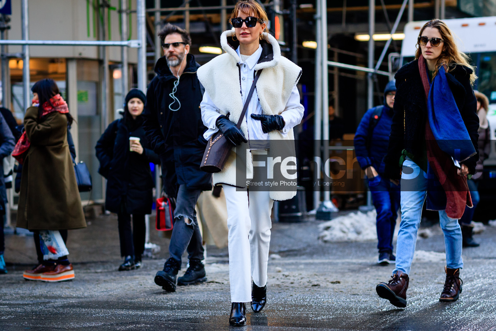 atmosphere details, AUTUMN WINTER 2017-2018, AW 17-18, black bag, black boots, black gloves, denim jacket, denim pants, ece sukan, FALL WINTER 2017-2018, fashion week, frenchystyle, full length, FW, FW 17-18, horizontal, jeans, jonathan paciullo, leather bag, leather boots, leather jacket, NEW YORK, NYFW, shearling, street style, studs, sunglasses, trousers, white denim, white fur, white jacket