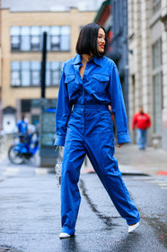 blue jumpsuit, leather bag, leather shoes, red lips, Tiffany Hsu, transparent bag, trousers, street style, jonathan paciullo, FW, frenchystyle, fashion week, NYFW, NEW YORK, SPRING SUMMER 2019, SS 19, vertical, full length