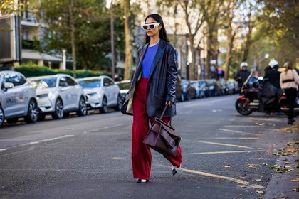 bag, bicolor shoes, black blazer, blazer, blue tank top, blue top, burgundy bag, heels, leather bag, leather blazer, pants, pleated pants, Pornwika Spiecker, red pants, ribbed top, sunglasses, tank top, white heels, white sunglasses, fashion week, frenchystyle, FW, jonathan paciullo, street style, PFW, PARIS, SPRING SUMMER 2022, SS 22, atmosphere details, full length, horizontal