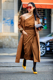 brown belt, camel coat, camel dress, high heels, leather shoes, max mara, sunglasses, yellow shoes, fashion week, frenchystyle, FW, jonathan paciullo, street style, MFW, MILAN, AUTUMN WINTER 2019-2020, AW 19-20, FALL WINTER 2019-2020, FW 19-20, vertical, full length