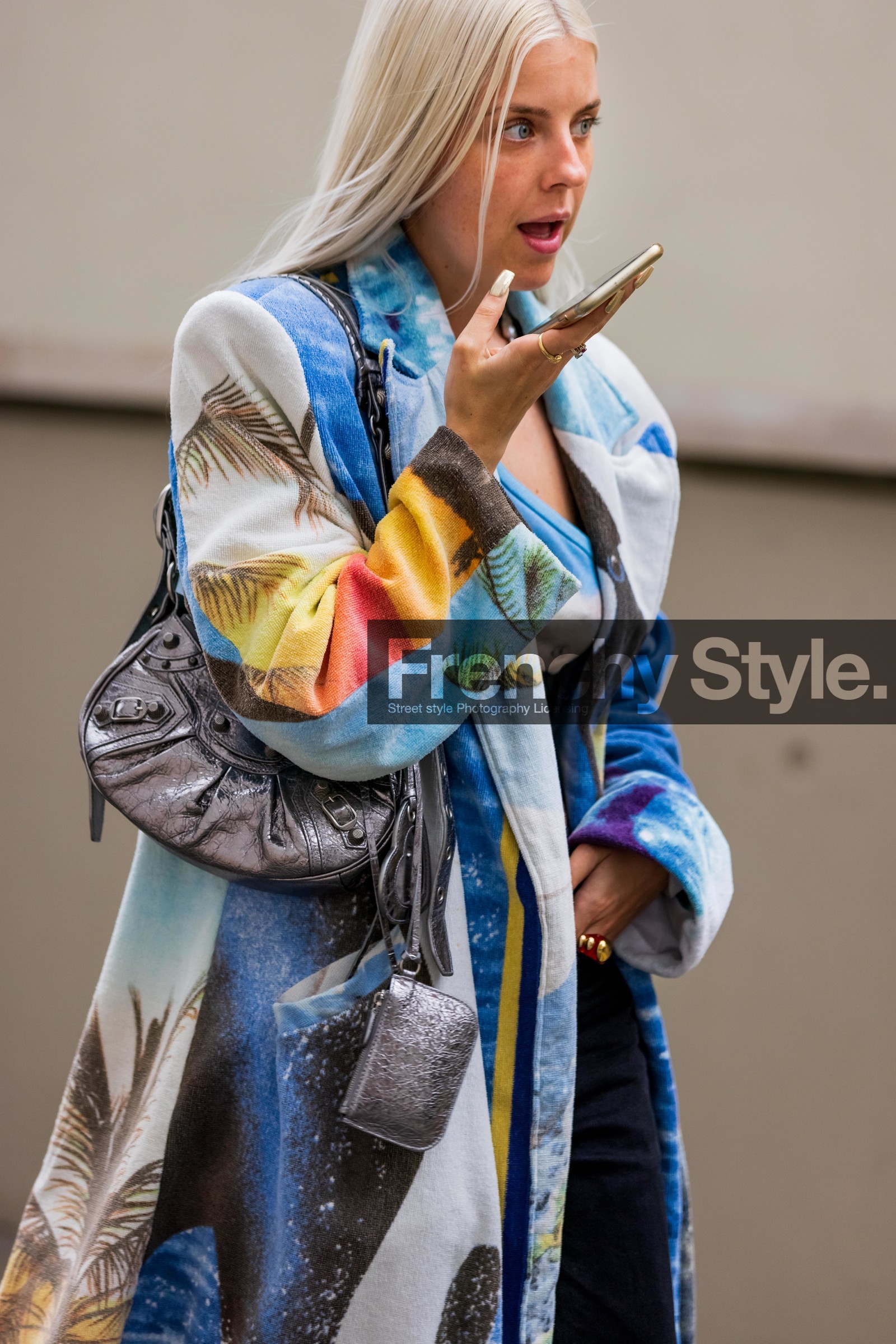 Jaime-Maree Shipton, colorful, coat, handbag, balenciaga, le cagole bag, silver, fashion week, frenchystyle, FW, jonathan paciullo, street style, SPRING SUMMER 2022, SS 22, LFW, LONDON, vertical, atmosphere details, detail