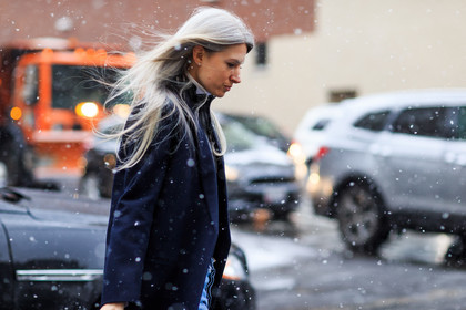 atmosphere details, AUTUMN WINTER 2016-2017, AW 16-17, blazer, detail, fashion week, frenchystyle, FW, FW 16-17, grey hair, horizontal, jonathan paciullo, navy jacket, NEW YORK, NYFW, sarah harris, street style, woman