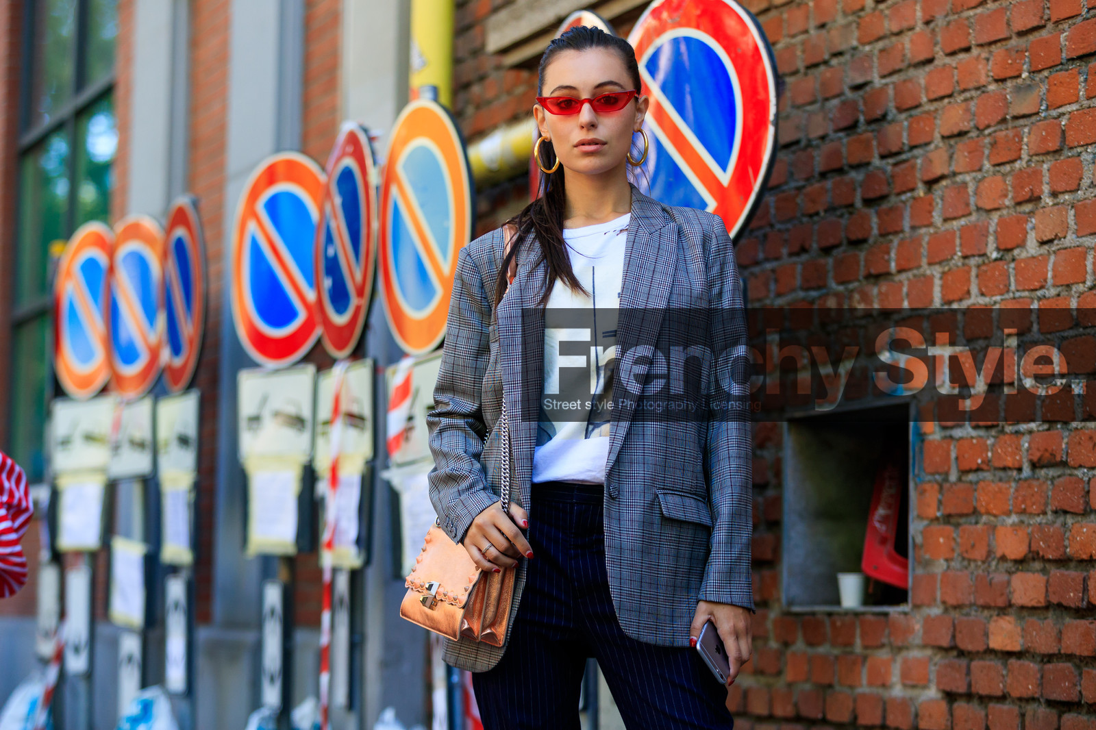 atmosphere details, blazer, blue pants, checked jacket, detail, fashion week, frenchystyle, FW, graphic jacket, grey jacket, horizontal, jonathan paciullo, leather bag, marta pozan, MFW, MILAN, pink bag, plaid, printed jacket, printed t shirt, shiny bag, SPRING SUMMER 2018, SS 18, street style, striped pants, sunglasses, trousers, white t shirt