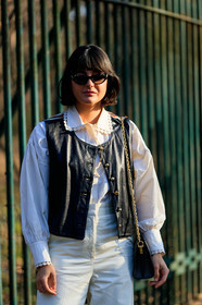 black jacket, gucci, leather bag, leather jacket, maria bernad, sunglasses, trousers, white pants, white shirt, MILAN, MFW, fashion week, frenchystyle, FW, jonathan paciullo, street style, AUTUMN WINTER 2019-2020, AW 19-20, FALL WINTER 2019-2020, FW 19-20, vertical, atmosphere details, detail