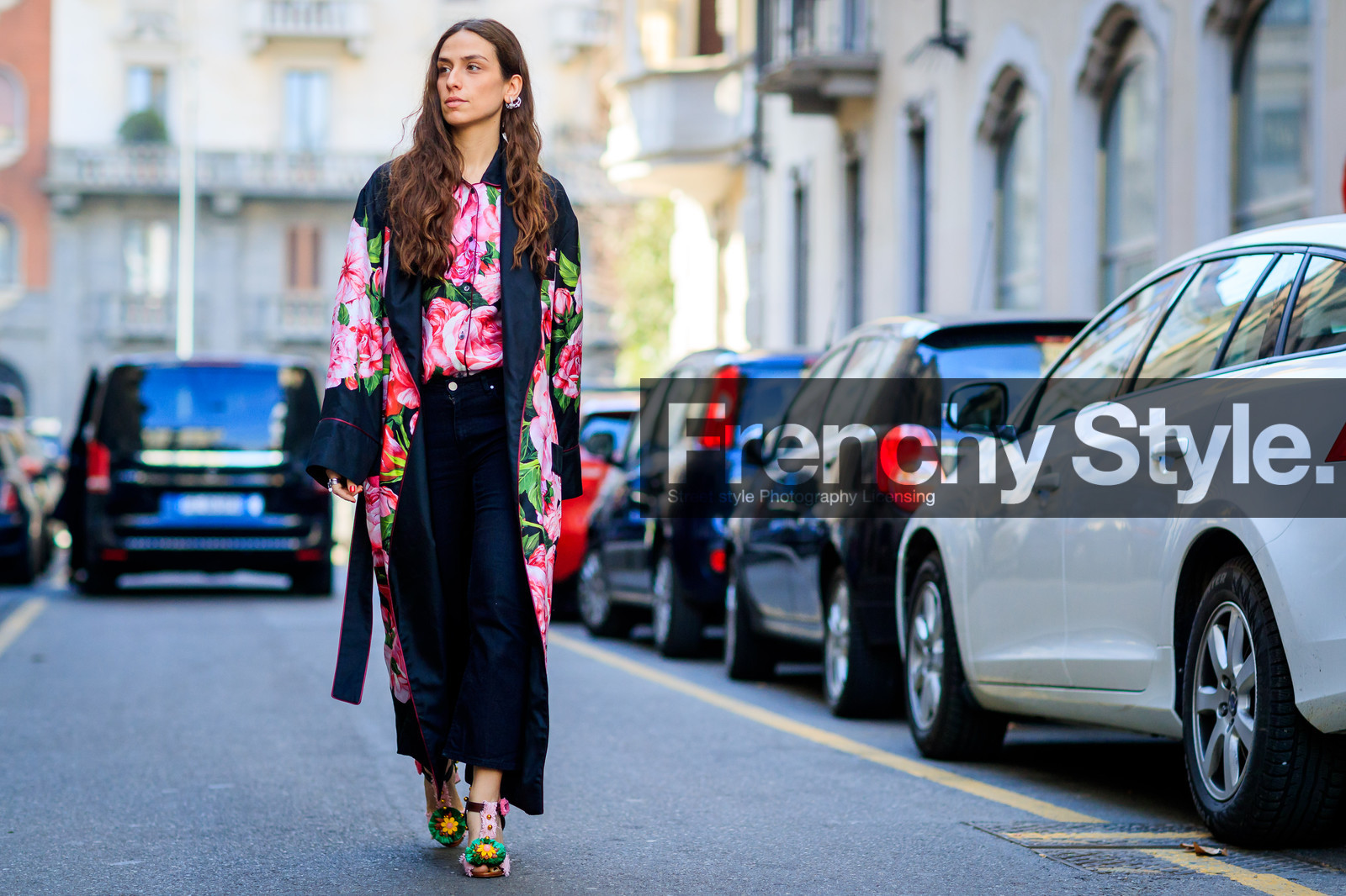 atmosphere details, AUTUMN WINTER 2017-2018, AW 17-18, black bag, black denim, black jacket, denim pants, embroidered shoes, erika boldrin, FALL WINTER 2017-2018, fashion week, floral, flower, flowers, frenchystyle, full length, FW, FW 17-18, graphic coat, graphic jacket, horizontal, jeans, jonathan paciullo, leather bag, leather shoes, MFW, MILAN, multicolor shoes, pink jacket, pink shirt, pink shoes, printed coat, printed jacket, printed shirt, robe, street style, trousers