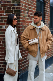 alice & j.s, alice barbier, JS roques, white shirt, white pants, white top, pleated shirt, pleated pants, checked top, turtleneck top, square shape glasses, smoked sunglasses, fendi bag, hand bag, monogrammed bag, brown leather bag, golden chain strap bag, silvered chain strap bag, white leather shirt, beige bombers, light beige hoodie, white jeans, crossbody bag, margiela bag, light beige leather bag, light beige shirt, fashion week, frenchystyle, FW, jonathan paciullo, street style, NYFW, NEW YORK, AUTUMN WINTER 2020-2021, FALL WINTER 2020-2021, FW 20-21, vertical, detail, atmosphere details