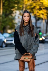 acne studios bag, bag, checked skirt, grey jacket, grey skirt, jacket, mini skirt, orange bag, print, printed skirt, skirt, Tamara Kalinic, tartan, tartan skirt, street style, jonathan paciullo, FW, frenchystyle, fashion week, PFW, PARIS, SPRING SUMMER 2022, SS 22, vertical, atmosphere details