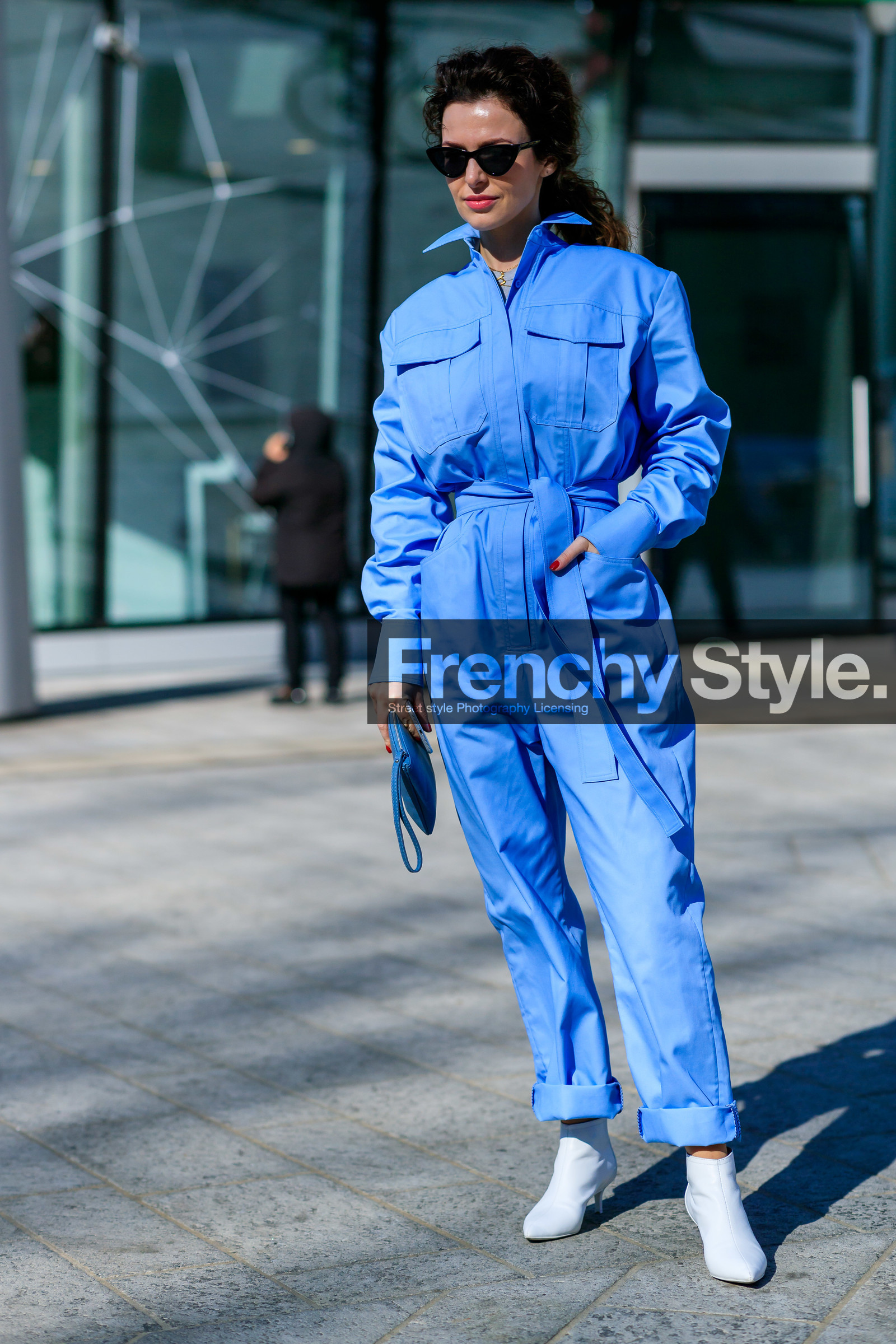 blue bag, blue jumpsuit, leather bag, leather shoes, sunglasses, trousers, white shoes, MILAN, MFW, fashion week, frenchystyle, FW, jonathan paciullo, street style, AUTUMN WINTER 2019-2020, AW 19-20, FALL WINTER 2019-2020, FW 19-20, vertical, full length