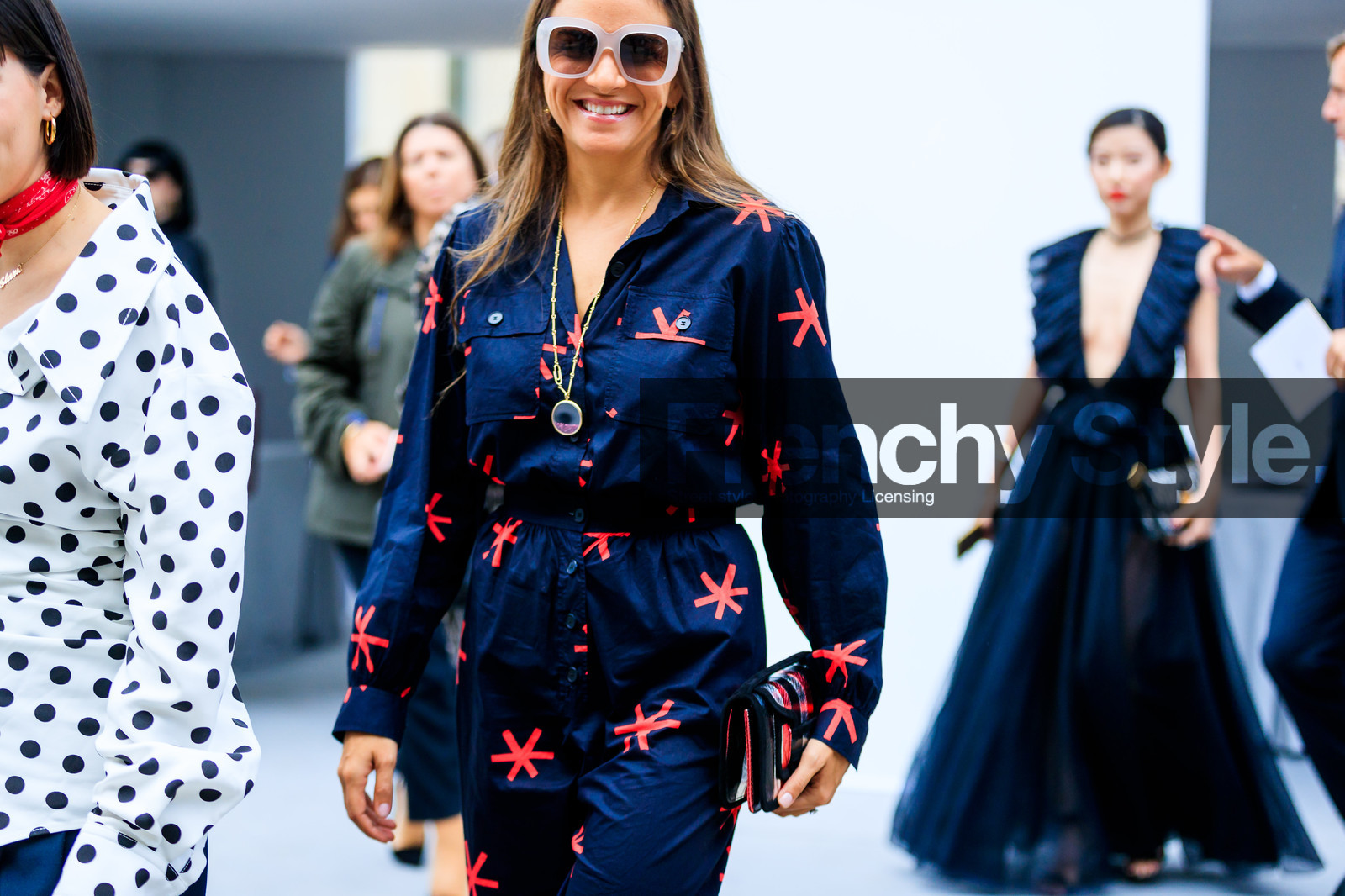 atmosphere details, blue jumpsuit, detail, fashion week, frenchystyle, FW, graphic bag, graphic shirt, horizontal, jonathan paciullo, laure heriard dubreuil, leather bag, necklace, PARIS, PFW, polka dot, printed bag, printed jumpsuit, printed shirt, red scarf, SPRING SUMMER 2018, SS 18, street style, striped bag, sunglasses, white shirt