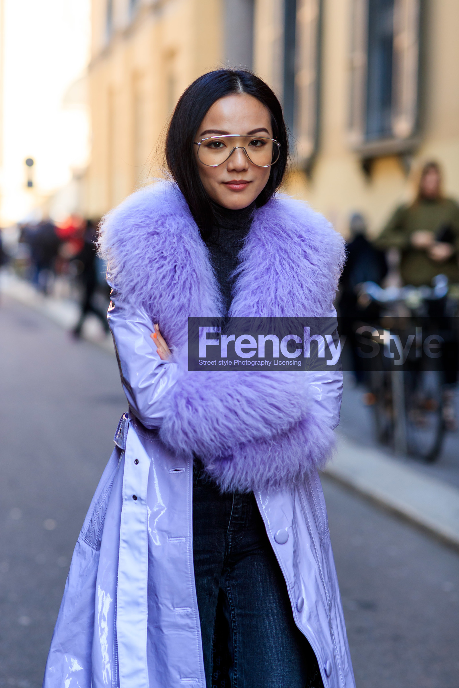 blue denim, denim pants, fur collar, jeans, leather coat, purple coat, purple fur, trousers, yoyo cao, MILAN, MFW, fashion week, frenchystyle, FW, jonathan paciullo, street style, AUTUMN WINTER 2019-2020, AW 19-20, FALL WINTER 2019-2020, FW 19-20, vertical, atmosphere details, detail