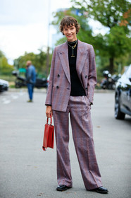 sara blomqvist, red jacket, red pants, red suits, loose jacket, loose pants, checked jacket, checked pants, checked suits, red leather bag, zipped bag, hand bag, silvered chain necklace, silvered necklace, golden necklace, long necklace, charlotte chenais necklace, street style, jonathan paciullo, FW, frenchystyle, fashion week, PFW, PARIS, SPRING SUMMER 2021, SS 21, vertical, full length, model