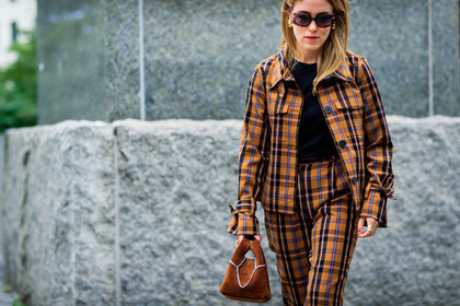 Annabel Rosendahl, black sweater, brown bag, brown jacket, brown pants, brown suit, checked, checked suit, graphic jacket, graphic pants, graphic suit, leather bag, plaid, printed jacket, printed pants, printed suit, sunglasses, tartan, trousers, fashion week, frenchystyle, FW, jonathan paciullo, street style, NYFW, NEW YORK, SPRING SUMMER 2019, SS 19, atmosphere details, horizontal, detail