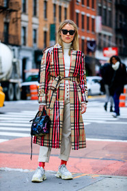 balenciaga, beige coat, black bag, burberry, checked, denim pants, graffiti, graphic bag, graphic jacket, jeans, leather bag, leather shoes, plaid, printed bag, printed jacket, red socks, sunglasses, tartan, trench coat, trousers, white denim, white sneakers, white sweater, street style, jonathan paciullo, FW, frenchystyle, fashion week, NYFW, NEW YORK, AUTUMN WINTER 2018-2019, AW 18-19, FALL WINTER 2018-2019, FW 18-19, vertical, full length, Annabel Rosendahl