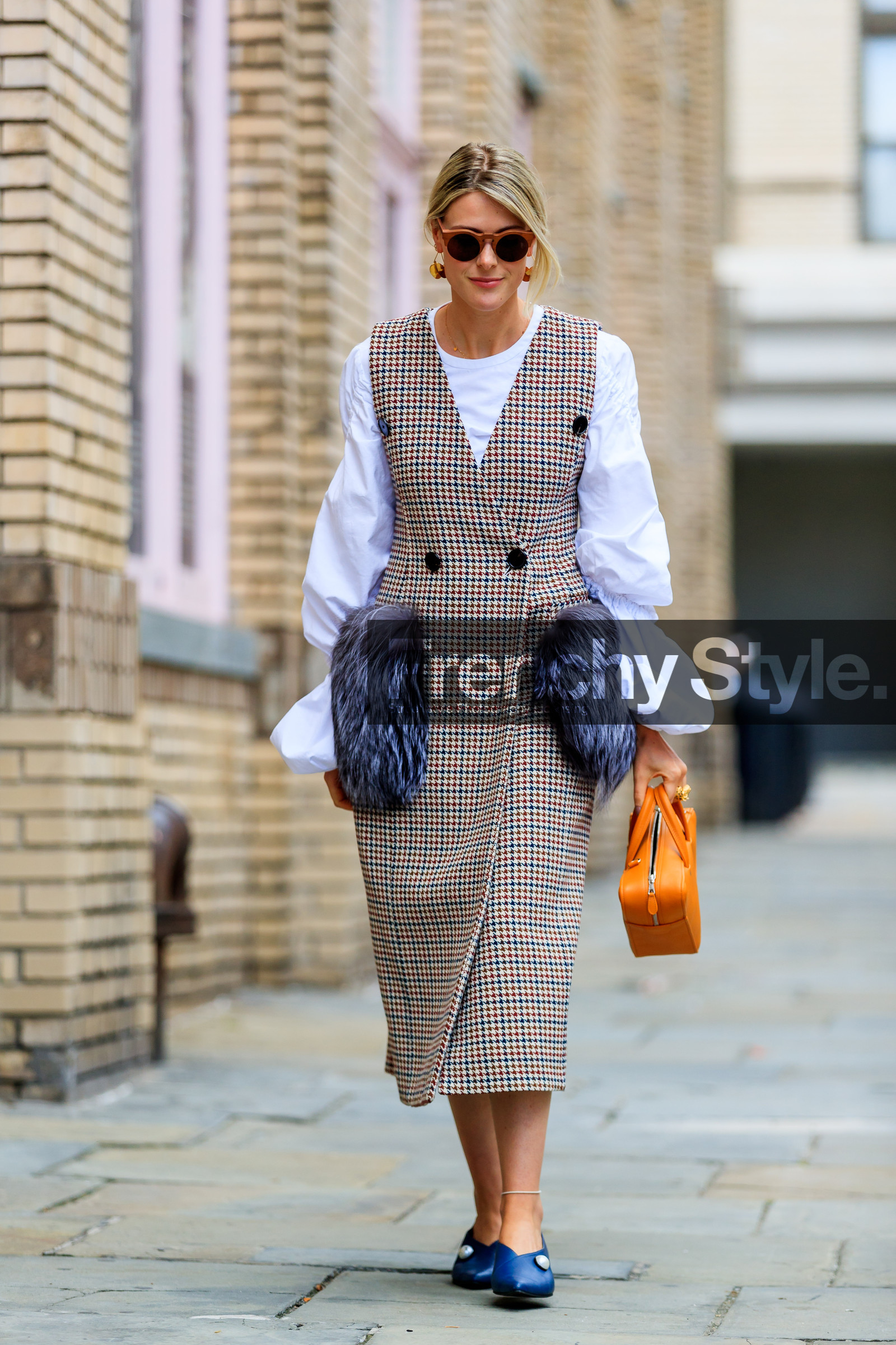 balenciaga, beige dress, blue shoes, checked dress, fashion week, frenchystyle, full length, FW, graphic bag, houndstooth pattern, jonathan paciullo, leather bag, NEW YORK, NYFW, orange bag, plaid, sofie valkiers, SPRING SUMMER 2018, SS 18, street style, sunglasses, vertical, white shirt