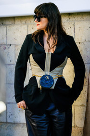 black sunglasses, black blazer, beige corset, dior belt bag, logo bag, mini belt bag, black trousers, leather pants, fashion week, frenchystyle, FW, jonathan paciullo, street style, PARIS, PFW, SPRING SUMMER 2022, SS 22, atmosphere details, detail, vertical