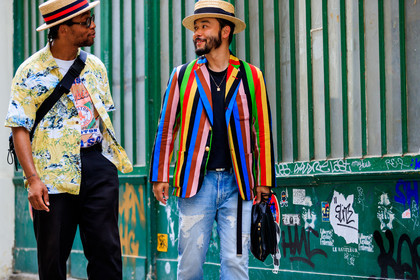atmosphere details, black bag, black pants, black t shirt, blue denim, denim pants, detail, fashion week, frenchystyle, FW, graphic jacket, hawaiian shirt, horizontal, jeans, jonathan paciullo, leather bag, MENSWEAR, multicolor jacket, nabile quenum, PARIS, PFW, printed jacket, printed shirt, printed t shirt, SPRING SUMMER 2018, SS 18, straw hat, street style, striped jacket, sunglasses, trousers, white t shirt, yellow shirt