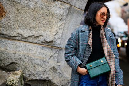 black turtleneck, blue denim, checked, checked coat, denim pants, graphic jacket, green bag, grey coat, houndstooth pattern, jeans, leather bag, plaid, printed jacket, sunglasses, tartan, trousers, street style, jonathan paciullo, FW, frenchystyle, fashion week, NYFW, NEW YORK, AUTUMN WINTER 2018-2019, AW 18-19, FALL WINTER 2018-2019, FW 18-19, atmosphere details, horizontal, detail, Tiffany Hsu