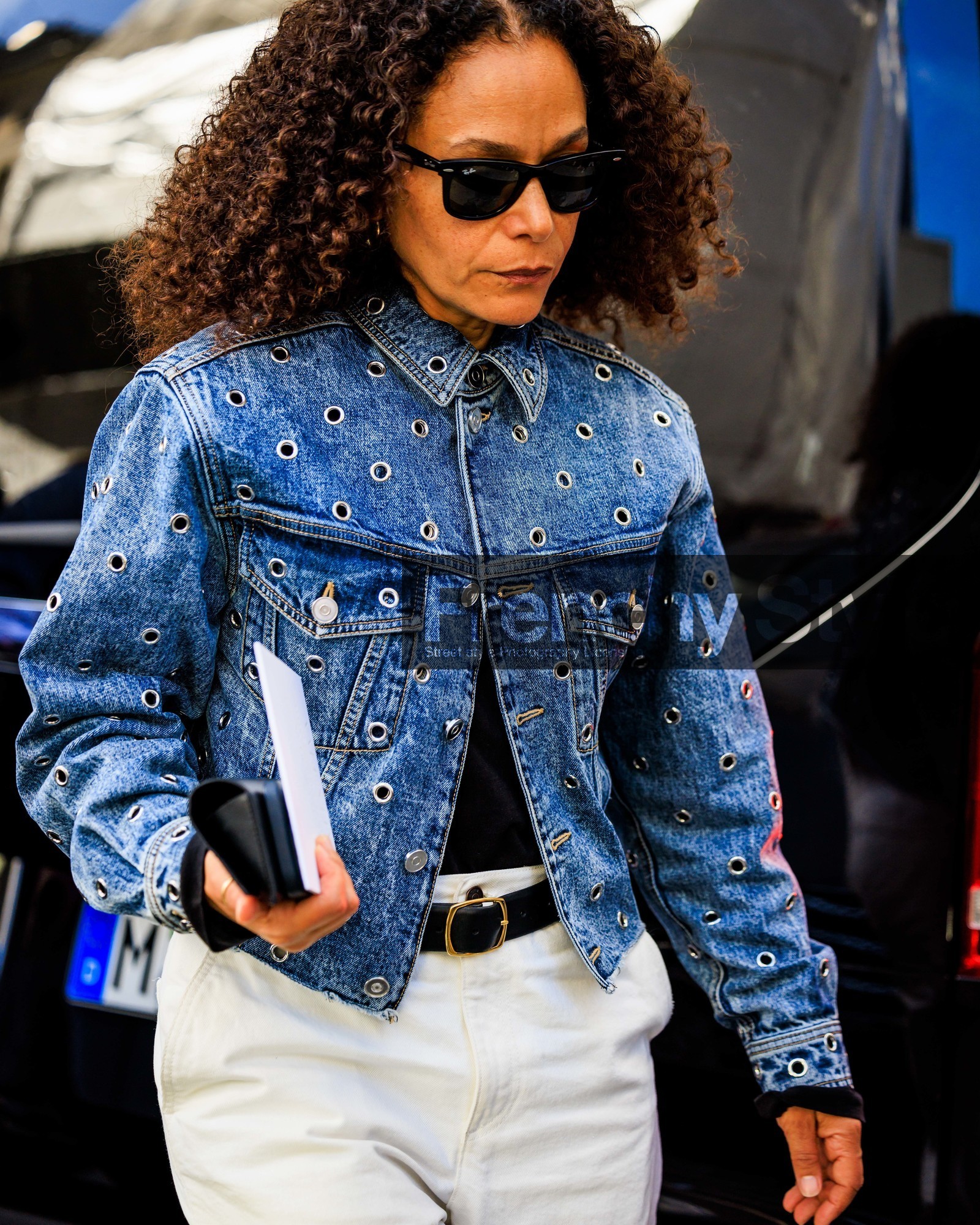 PARIS, PFW, fashion week, frenchystyle, FW, jonathan paciullo, street style, SPRING SUMMER 2024, SS 24, vertical, atmosphere details, detail