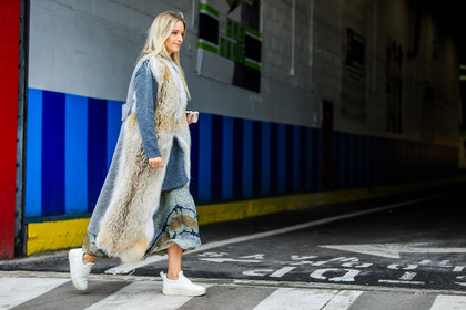 atmosphere details, AUTUMN WINTER 2016-2017, AW 16-17, Charlotte Groeneveld, fashion week, frenchystyle, full length, fur coat, FW, FW 16-17, grey sweater, horizontal, jonathan paciullo, leather slippers, long coat, natural, natural fur, NEW YORK, NYFW, sleeveless, street style, white slippers, woman