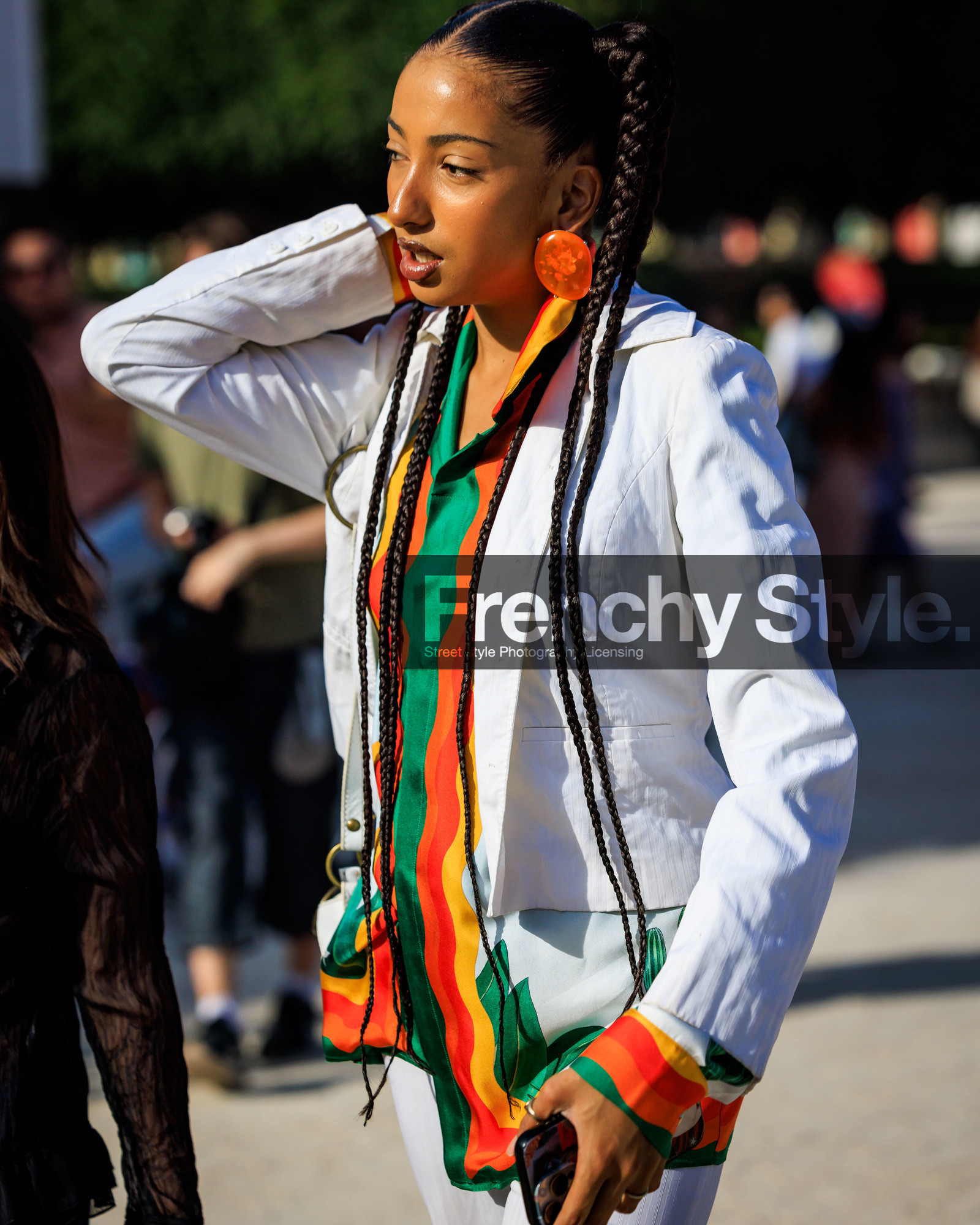 PARIS, PFW, fashion week, frenchystyle, FW, jonathan paciullo, street style, SPRING SUMMER 2024, SS 24, vertical, atmosphere details, detail