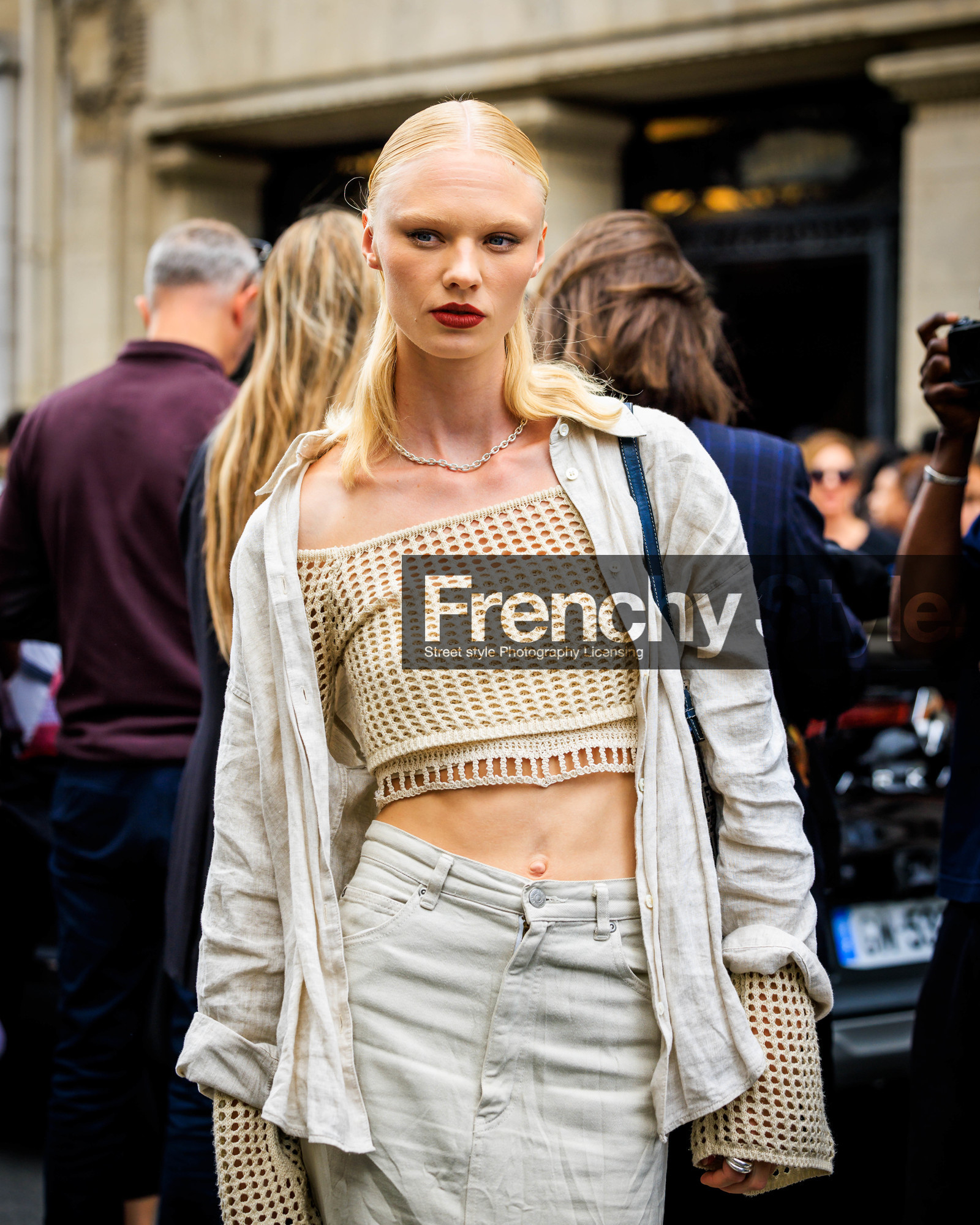 fashion week, frenchystyle, FW, jonathan paciullo, street style, PFW, PARIS, FW 23-24, FALL WINTER 2023-2024, AUTUMN WINTER 2023-2024, HAUTE COUTURE, vertical, atmosphere details, detail
