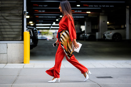 atmosphere details, fashion week, frenchystyle, full length, FW, high heels, horizontal, jonathan paciullo, leather shoes, multicolor shirt, nausheen shah, NEW YORK, NYFW, printed shirt, red jumpsuit, SPRING SUMMER 2018, SS 18, street style, sunglasses, tied up shirt, trousers, white shoes