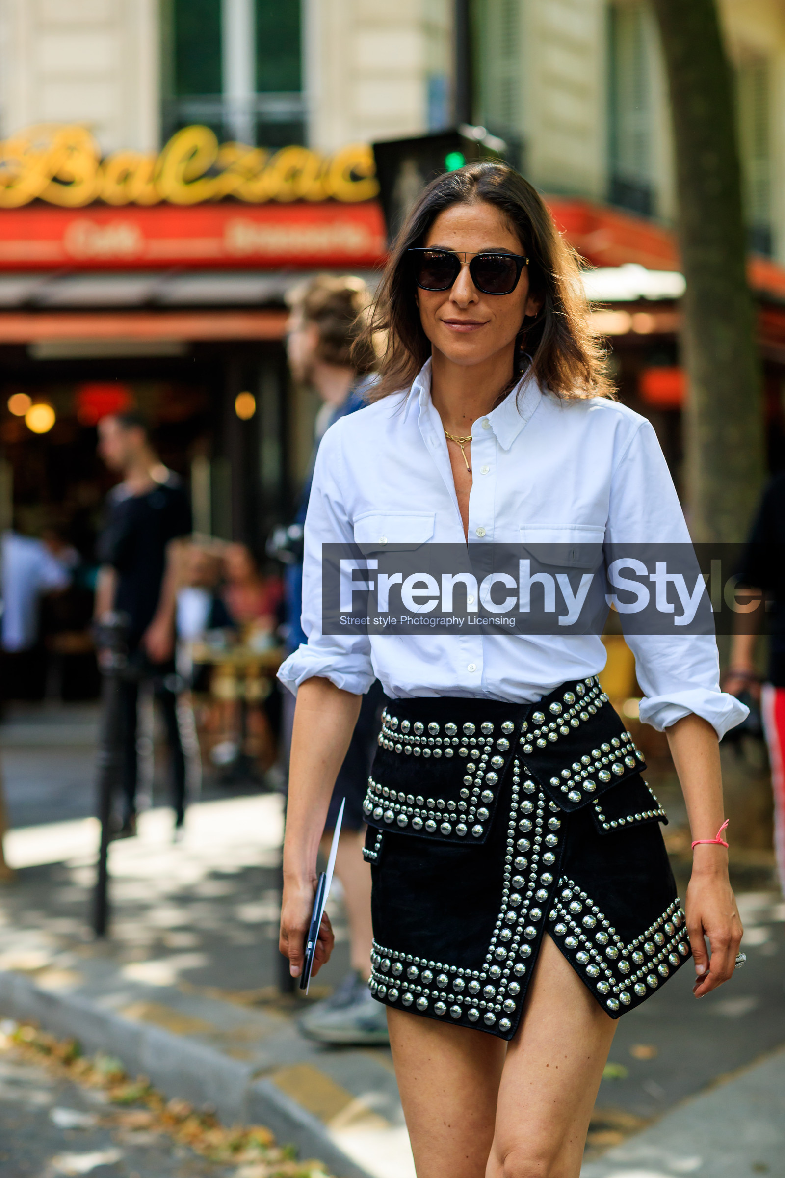 atmosphere details, black skirt, capucine sarfyutlu, detail, fashion week, frenchystyle, FW, jonathan paciullo, MENSWEAR, PARIS, PFW, SPRING SUMMER 2018, SS 18, street style, studs, sunglasses, vertical, white shirt