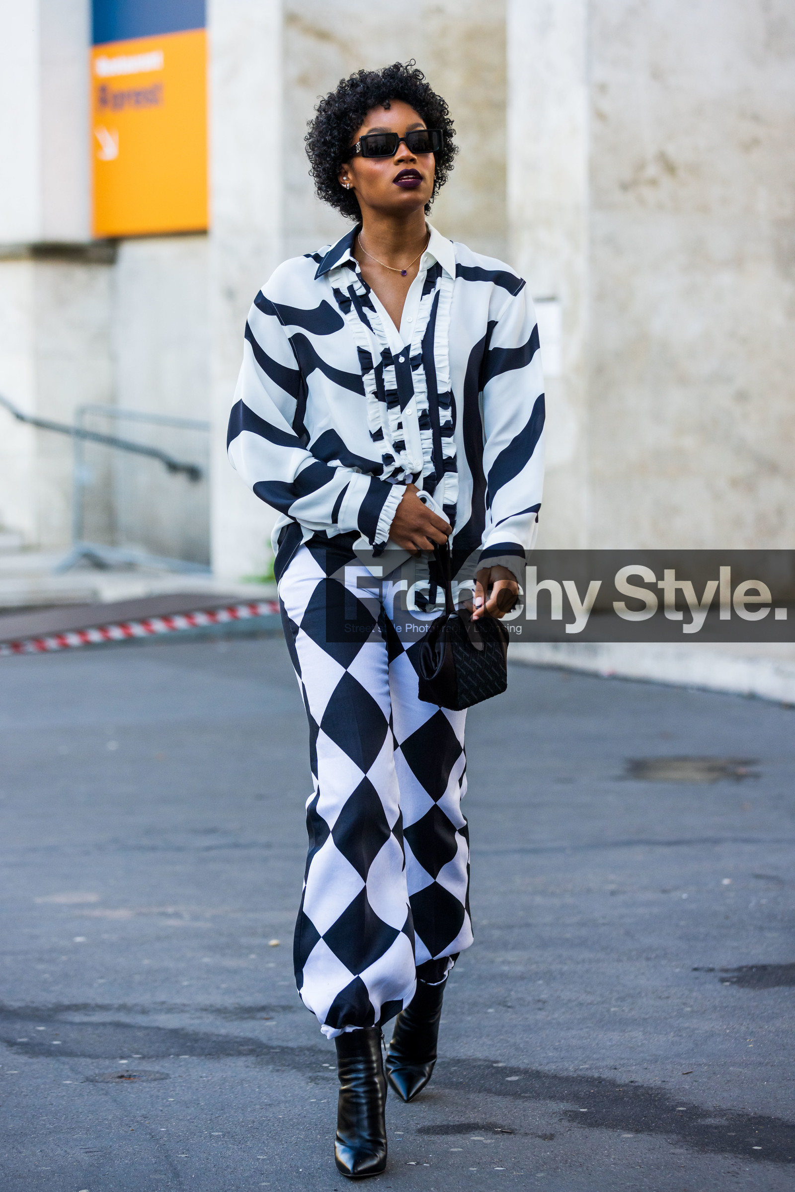 bag, bicolor, black and white, black bag, black boots, black pants, black sunglasses, boots, diamond print, Didi Stone, leather boots, print, printed pants, printed shirt, rectangle sunglasses, ruffles, satin bag, small bag, sunglasses, white pants, white shirt, fashion week, frenchystyle, FW, jonathan paciullo, street style, PFW, PARIS, SPRING SUMMER 2022, SS 22, vertical, full length