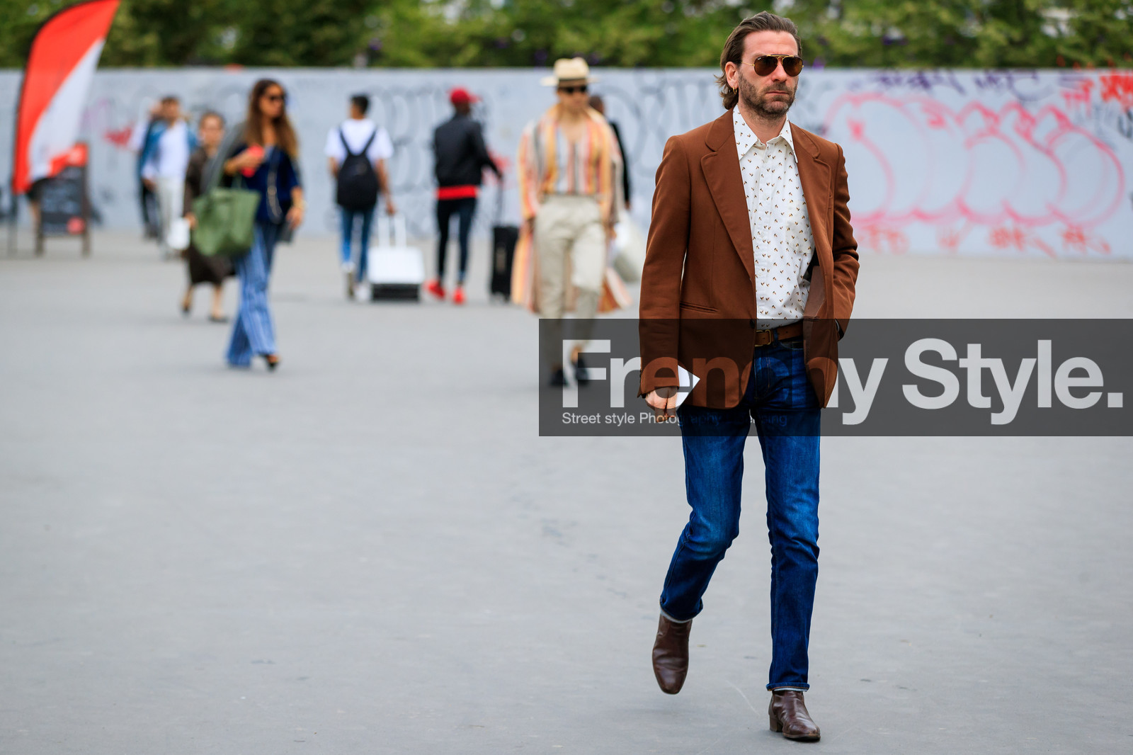 street style, jonathan paciullo, FW, frenchystyle, fashion week, PFW, PARIS, SPRING SUMMER 2019, SS 19, horizontal, atmosphere details, full length
