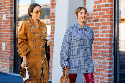 animal print, atmosphere details, brown bag, brown coat, checked jacket, detail, fashion week, fendi, frenchystyle, FW, graphic jacket, grey jacket, high boots, horizontal, jonathan paciullo, leather bag, leather coat, MFW, MILAN, multicolor bag, plaid, printed jacket, SPRING SUMMER 2018, SS 18, street style, sunglasses