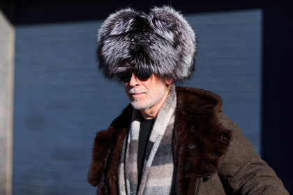 atmosphere details, AUTUMN WINTER 2016-2017, AW 16-17, brown coat, brown fur, brown pants, chapka, detail, fashion week, frenchystyle, fur collar, fur hat, FW, FW 16-17, grey fur, grey hat, grey knit, grey sweater, horizontal, jonathan paciullo, man, NEW YORK, nick wooster, NYFW, parka, safety pin, street style, striped cardigan, striped sweater, suede pants, sunglasses