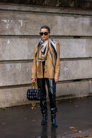 bag, beige jacket, beige scarf, black boots, black pants, black sunglasses, boots, bottega veneta bag, chain gold, jacket, Julia Comil, leather jacket, leather pants, pants, printed scarf, quilted bag, scarf, silk scarf, sunglasses, fashion week, frenchystyle, FW, jonathan paciullo, street style, PFW, PARIS, SPRING SUMMER 2022, SS 22, vertical, full length