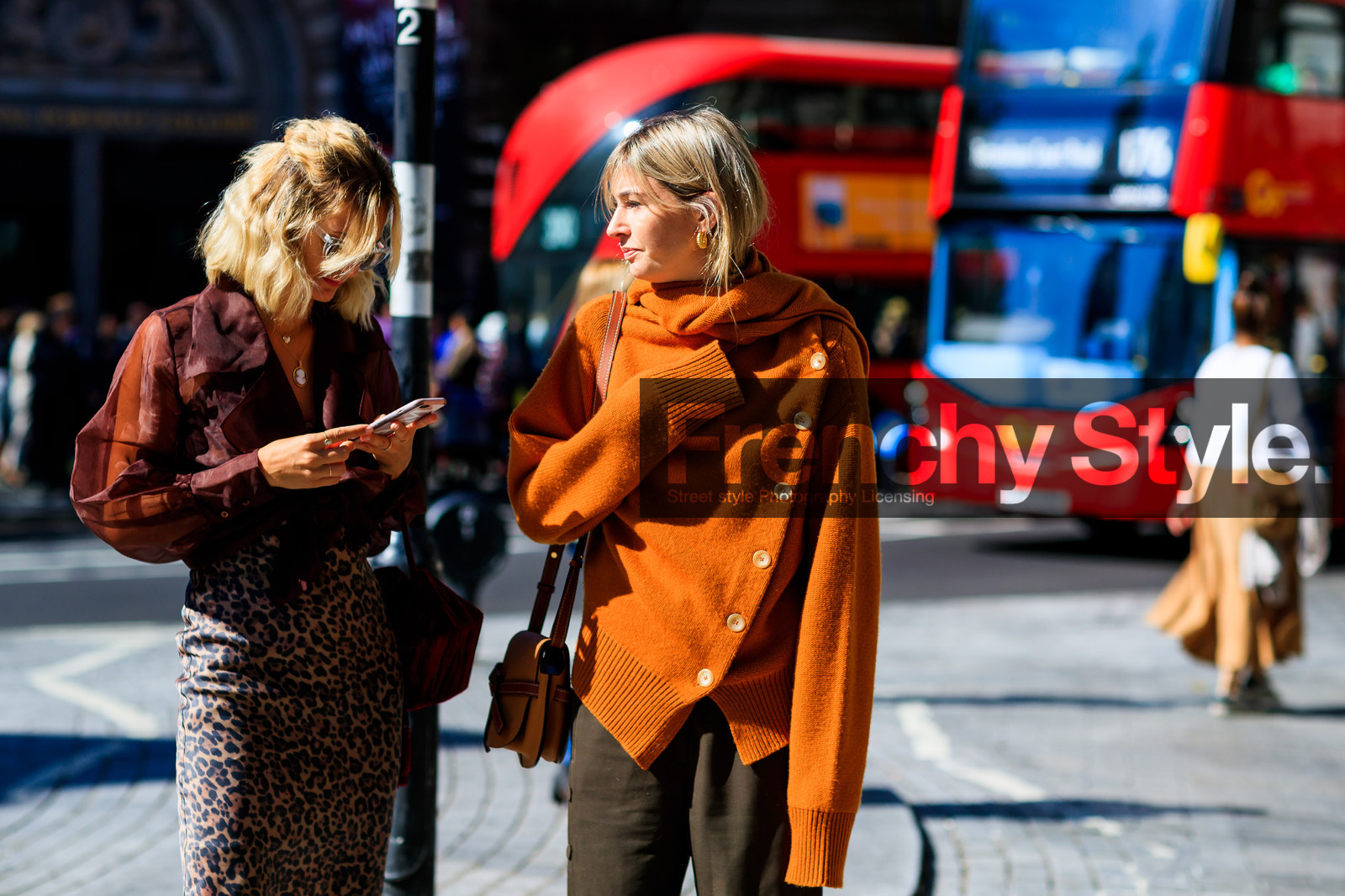 brown pants, camel bag, camille charriere, leather bag, loewe, orange sweater, trousers, adenorah, animal print, bordeaux, burgundy, graphic skirt, leopard, printed skirt, red shirt, sunglasses, fashion week, frenchystyle, FW, jonathan paciullo, street style, LFW, LONDON, SPRING SUMMER 2019, SS 19, atmosphere details, horizontal, detail