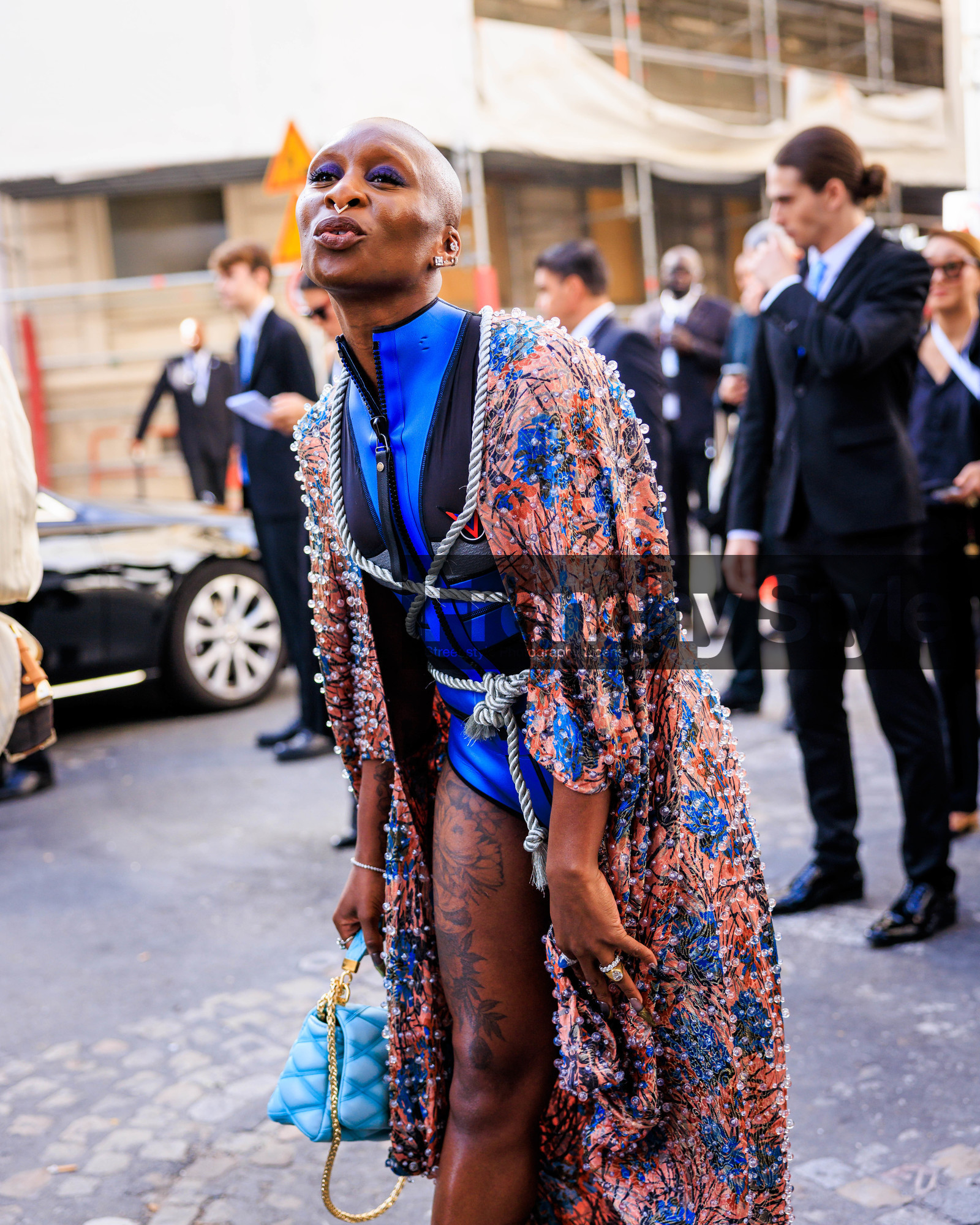 PARIS, PFW, fashion week, frenchystyle, FW, jonathan paciullo, street style, SPRING SUMMER 2024, SS 24, vertical, atmosphere details, detail