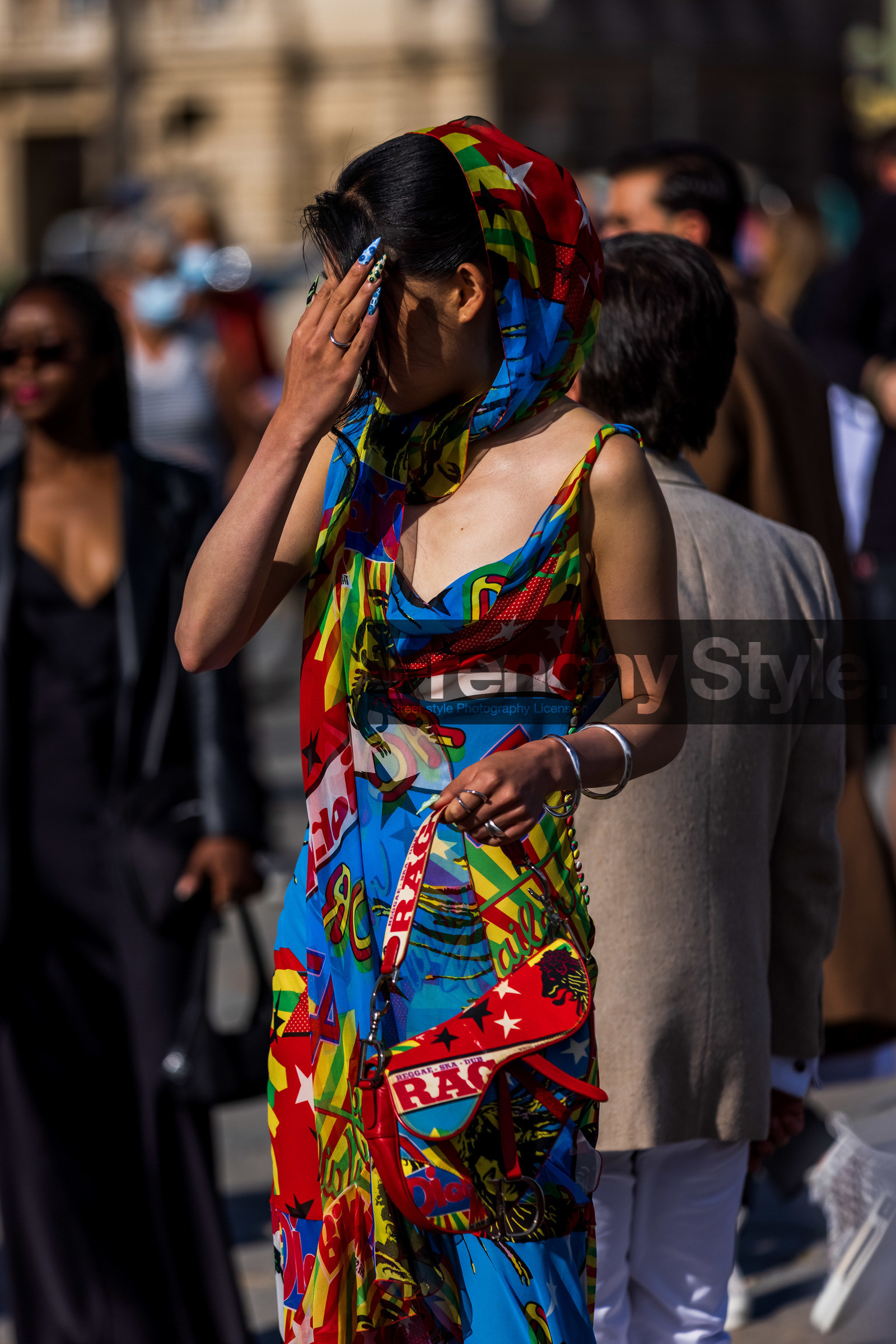 bag, blue dress, color, dior bag, dior look, dior print, Jaime Xie, leather bag, multicolor, multicolor dress, nailart, printed bag, printed dress, printed scarf, red bag, red dress, ring, saddle bag, scarf, scarf hairstyle, silver ring, star, yellow dress, street style, jonathan paciullo, FW, frenchystyle, fashion week, PFW, PARIS, SPRING SUMMER 2022, SS 22, vertical, atmosphere details