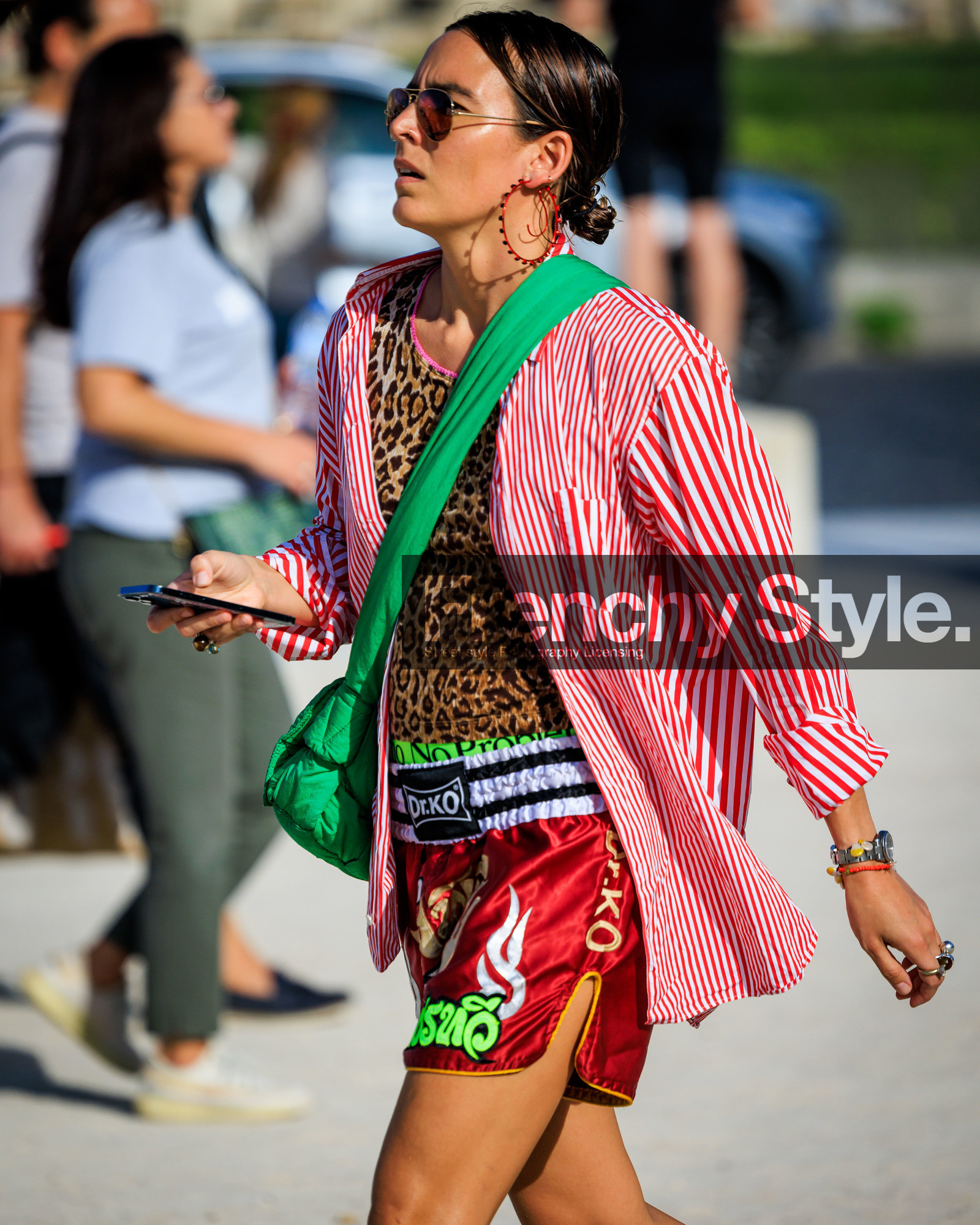 PARIS, PFW, fashion week, frenchystyle, FW, jonathan paciullo, street style, SPRING SUMMER 2024, SS 24, vertical, atmosphere details, detail