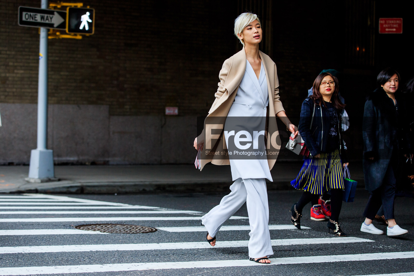atmosphere details, AUTUMN WINTER 2016-2017, AW 16-17, beige coat, fashion week, frenchystyle, full length, FW, FW 16-17, horizontal, jonathan paciullo, NEW YORK, NYFW, silk pants, street style, white dress, white jacket, white pants, white top, woman