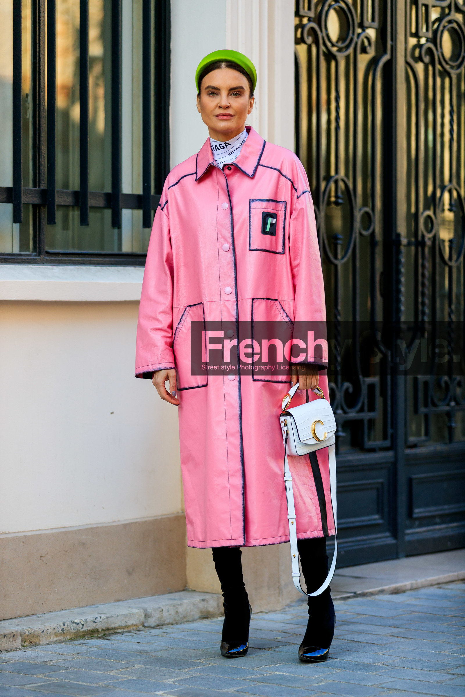 black shoes, chloé, graphic jacket, headband, high heels, leather bag, leather coat, leather shoes, pink coat, prada, printed jacket, white bag, PARIS, PFW, street style, jonathan paciullo, FW, frenchystyle, fashion week, AUTUMN WINTER 2019-2020, AW 19-20, FALL WINTER 2019-2020, FW 19-20, vertical, full length