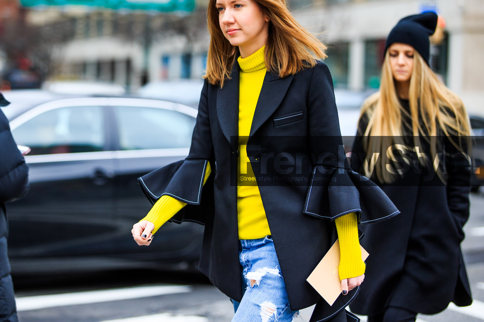 atmosphere details, AUTUMN WINTER 2016-2017, AW 16-17, black jacket, blazer, blue denim, denim pants, detail, fashion week, frenchystyle, FW, FW 16-17, horizontal, jeans, jonathan paciullo, NEW YORK, NYFW, ripped pants, street style, trousers, woman, yellow sweater