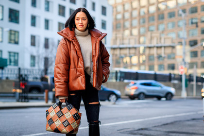beige sweater, black denim, brown bag, brown jacket, checked bag, denim pants, down jacket, graphic bag, jeans, leather bag, leather jacket, patchwork, printed bag, ripped pants, studs, trousers, street style, jonathan paciullo, FW, frenchystyle, fashion week, NYFW, NEW YORK, AUTUMN WINTER 2018-2019, AW 18-19, FALL WINTER 2018-2019, FW 18-19, atmosphere details, horizontal, detail, Tiffany Hsu