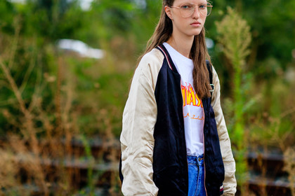 atmosphere details, black jacket, blue denim, bomber jacket, denim pants, detail, fashion week, frenchystyle, FW, horizontal, jeans, jonathan paciullo, laser cut, leather bag, liza ostanina, MFW, MILAN, model, printed t shirt, SPRING SUMMER 2017, SS 17, street style, trousers, white t shirt